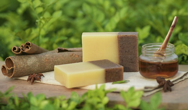 The Best Natural Handmade Soaps for Acne-Prone Skin: Tips and Top Picks